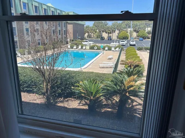 224 E Garden St APT 204, Pensacola, FL 32502