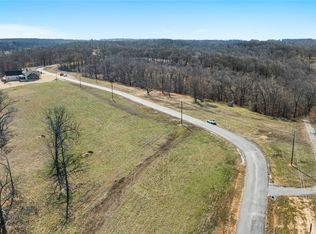 8000 Hill Country Dr #8, Decatur, AR 72722
