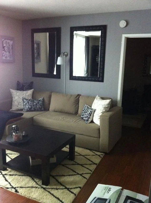 Crestview Apartments — Photo 1