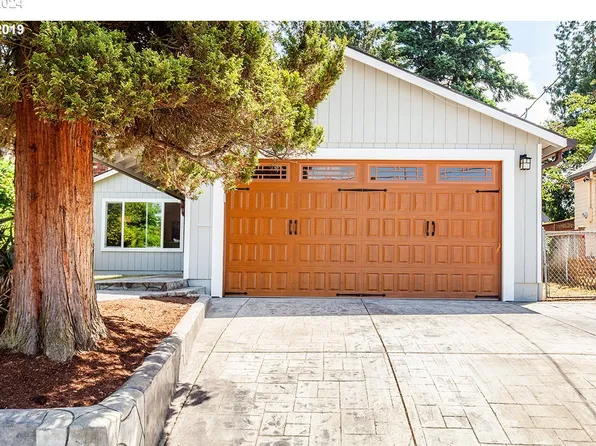 3730 NE Roselawn St, Portland, OR 97211