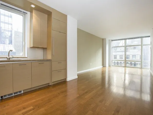 1600 Broadway APT 20A, New York, NY 10019