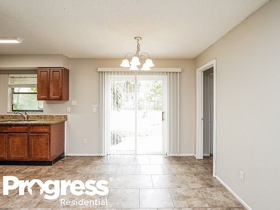 5th image of 1090 Wedgewood Ln
