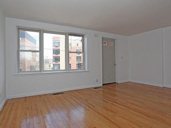 3rd image of 3211 Riverdale Ave APT 1