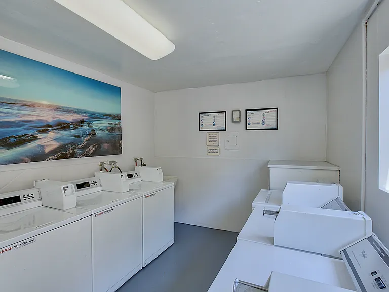 690 W San Jose Ave — Photo 7