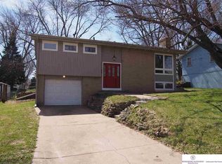 9123 Ames Ave, Omaha, NE 68134
