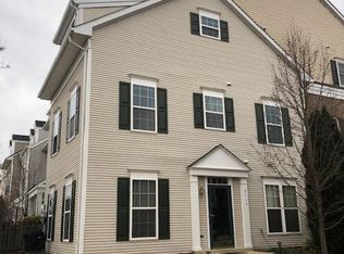 8712 Autumn Ridge Ct, Odenton, MD 21113