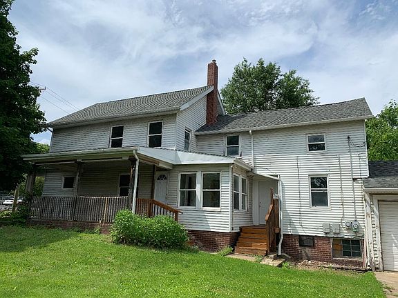 2nd image of 419 S Chestnut St #1