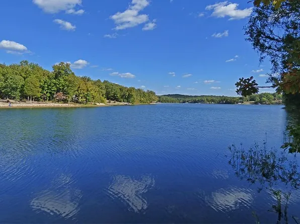 Chesapeake Dr, Cherokee Village, AR 72529