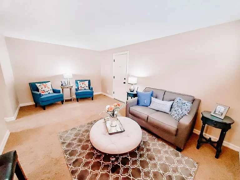 603 S 35th Ave — Photo 33
