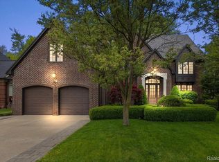 27729 Stephany Ct, Harrison Township, MI 48045