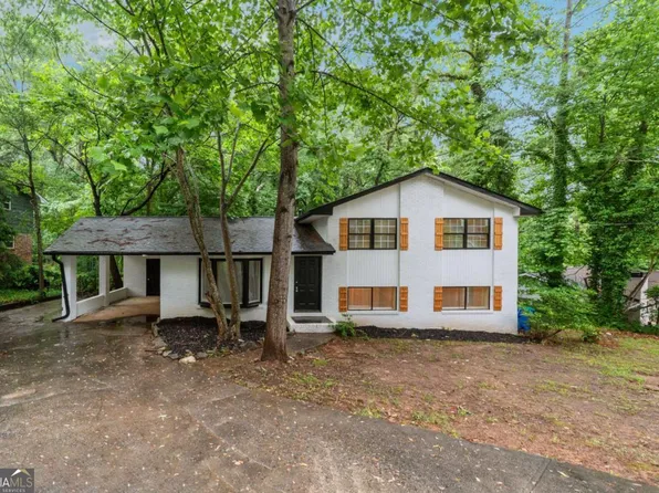 5786 Deerfield Trl, Atlanta, GA 30349