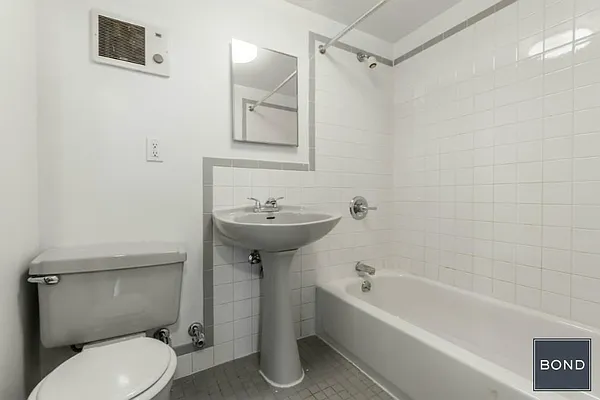 Rented by Bond New York | media 40