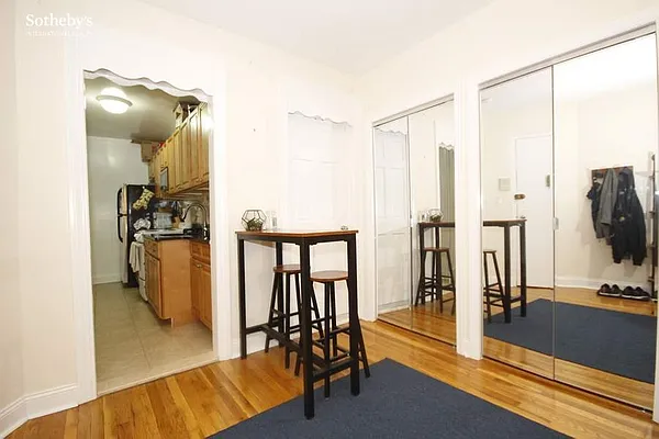 Rented by Sotheby's International Realty | media 6