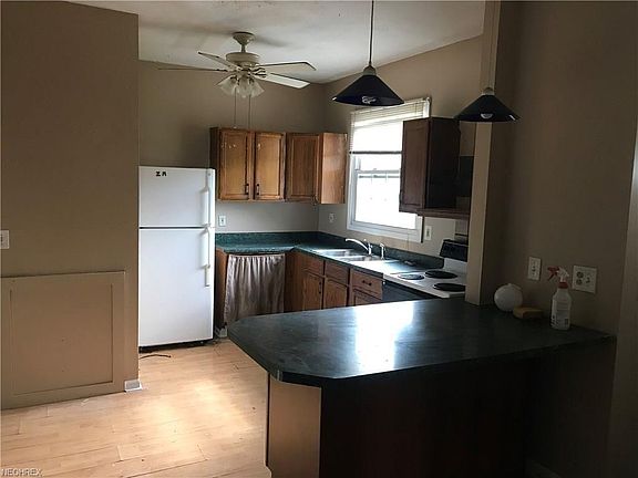 4th image of 5928 Engel Ave