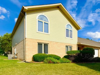 174 Barbara Jean Ln #1, Joliet, IL, 60436