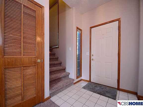 3rd image of 215 Fleetwood Dr