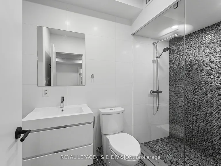 314 Lonsdale Rd #2 — Photo 21