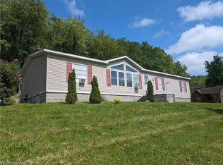 2492 Irish Ridge Rd, East Liverpool, OH 43920