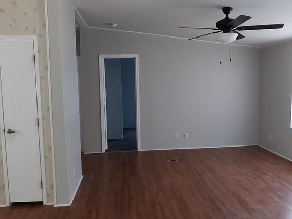 2nd image of 134A Loma Linda Ln #A