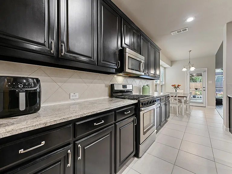 10513 Sedalia Dr — Photo 7