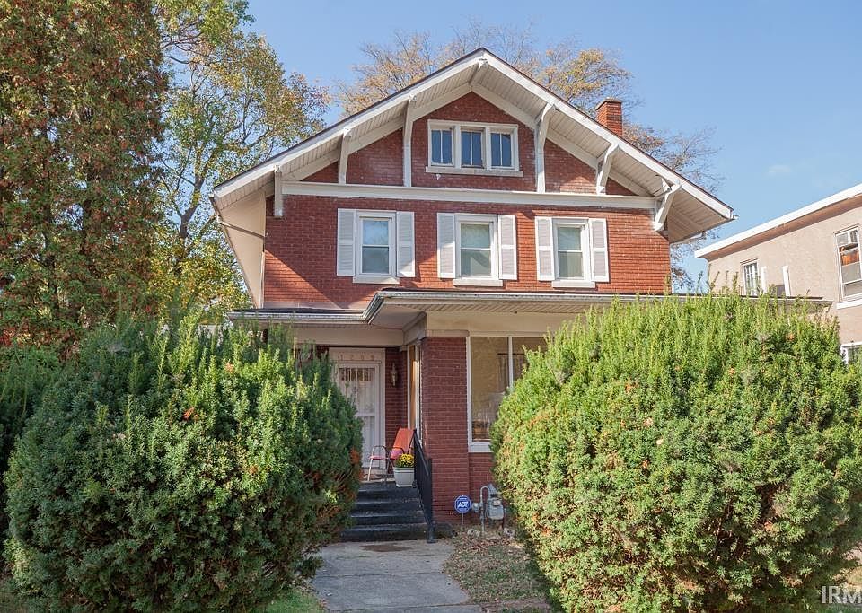 1st image of 1209 E Park Dr