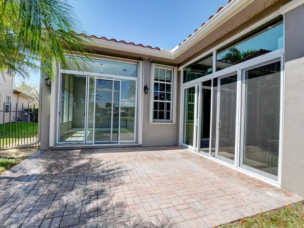 8197 NW 107th Ter, Parkland, FL 33076