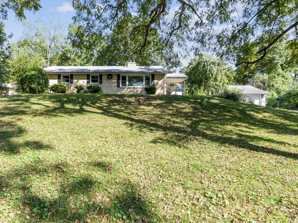 509 Wood Rd, Rockford, IL 61107