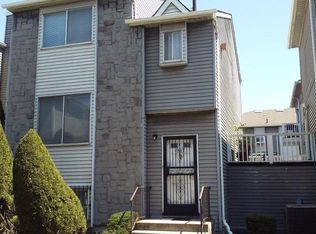 957 Goethals Rd N, Staten Island, NY 10303