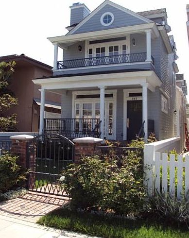 Great front porch!