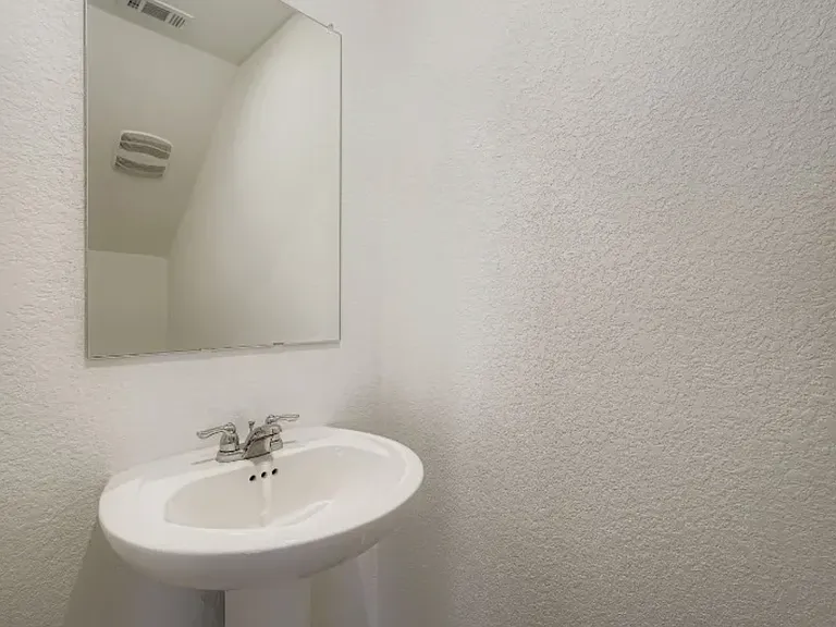 321 Keefer — Photo 15
