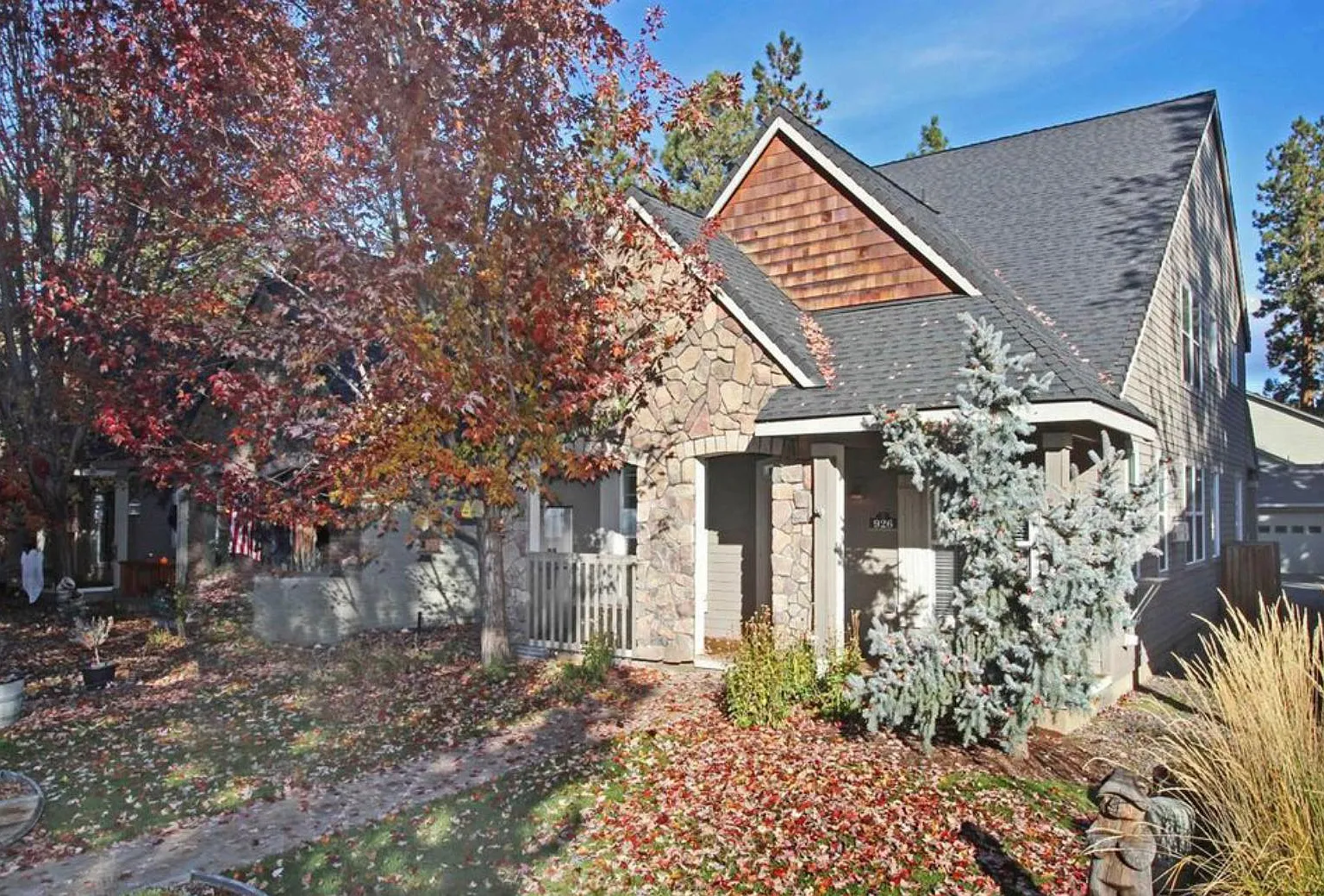 4 bed, 1736 sqft, $2,495 — Photo 1