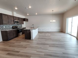 3918 W 5th Pl, Kennewick, WA 99336