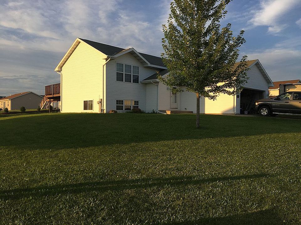 1st image of 2139 Olde Country Cir