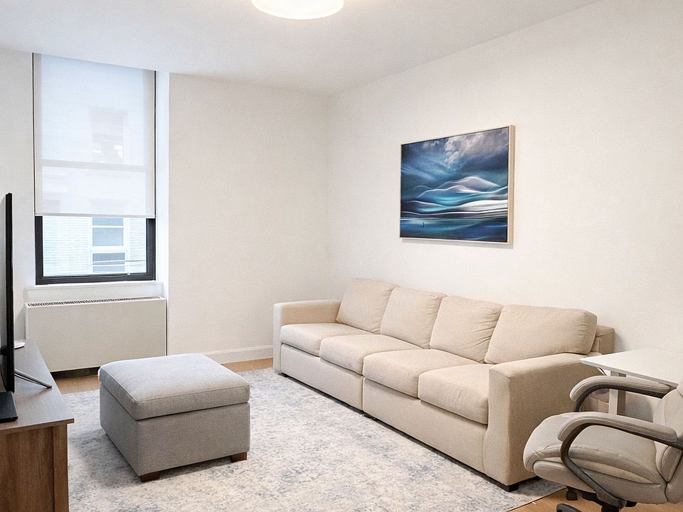 1st image of 25 Broad St APT 14L