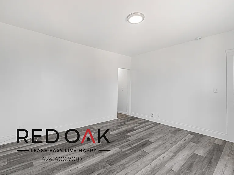 805 S Centre St #4 — Photo 5