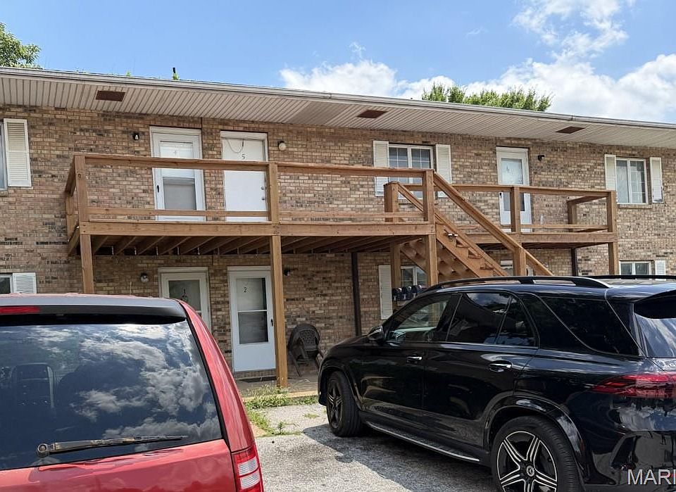 1st image of 109 Jerome Ln