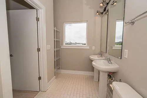 950 Westmere Ave — Photo 20