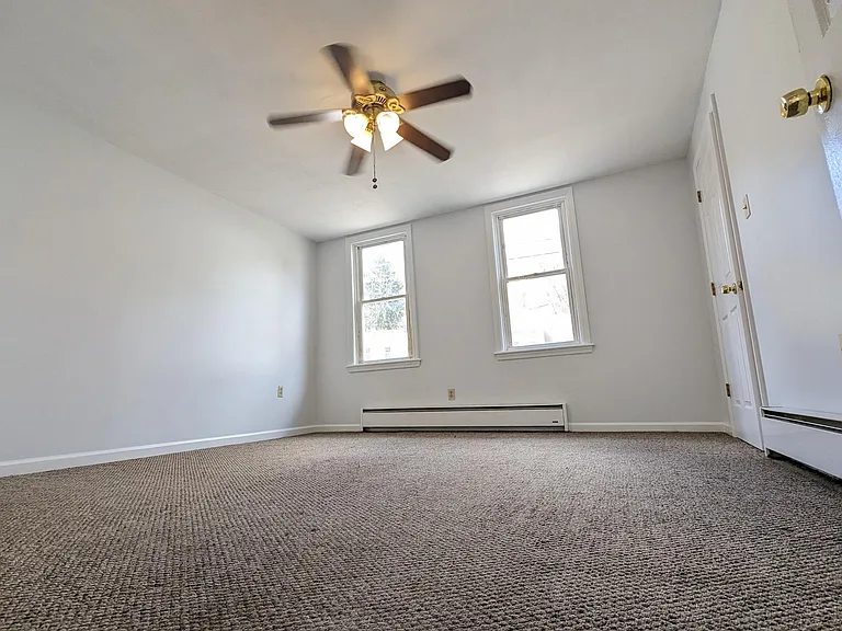 2625 S 18th Street Ext — Photo 24