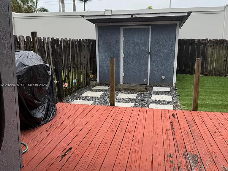 9116 NW 35th Pl #0 — Photo 19