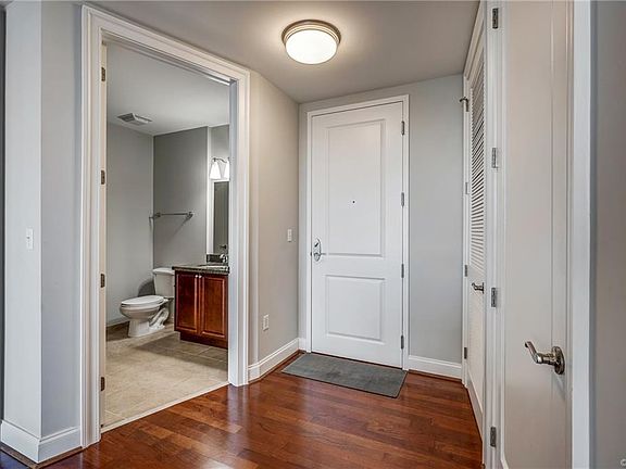 2nd image of 301 Virginia St #U1608