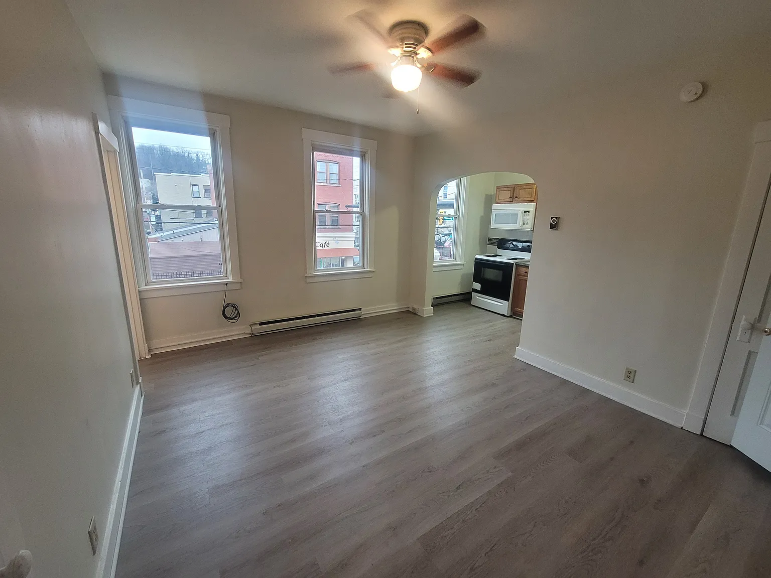 1012 Dohrman St — Photo 2