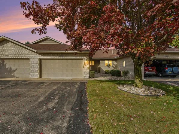 7043 Amber Springs Dr SW #81, Byron Center, MI 49315