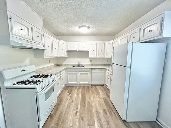 5th image of 510 Alhambra Blvd APT 12