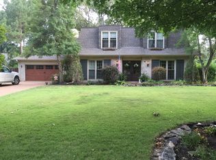 2117 Woodside Dr, Germantown, TN 38138