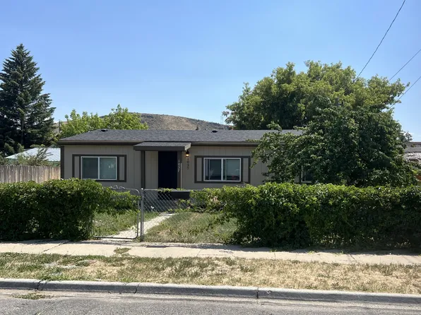 1037 Broadway St, Baker City, OR 97814