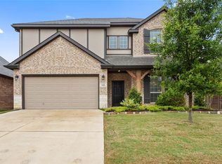 11904 Bellegrove Rd, Burleson, TX 76028