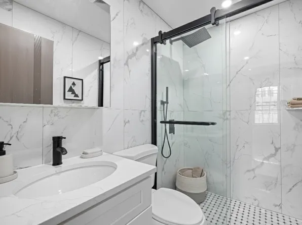 33 North Oxford Street image 4 of 6