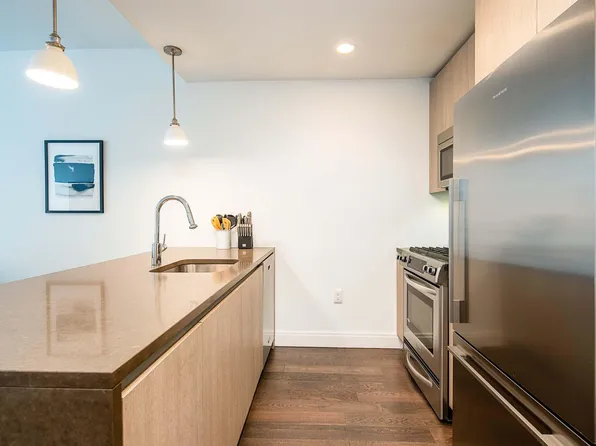 148 1st Street image 24 of 204