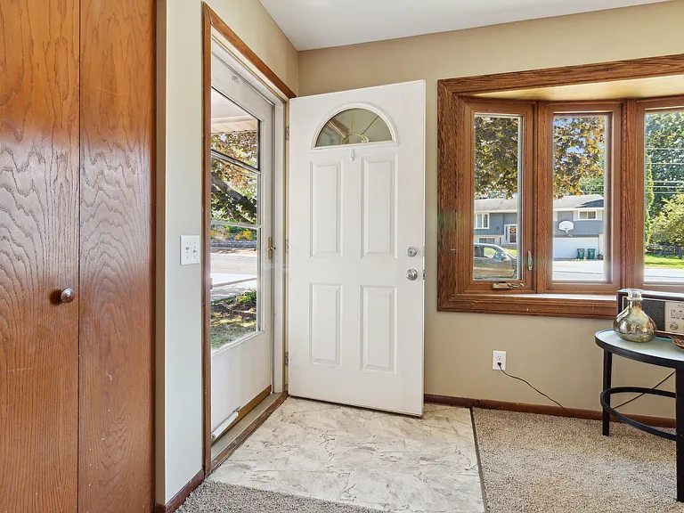 6312 Exchange St — Photo 3