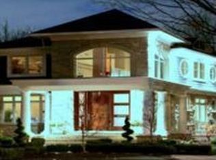 1400 Pierce St, Birmingham, MI 48009